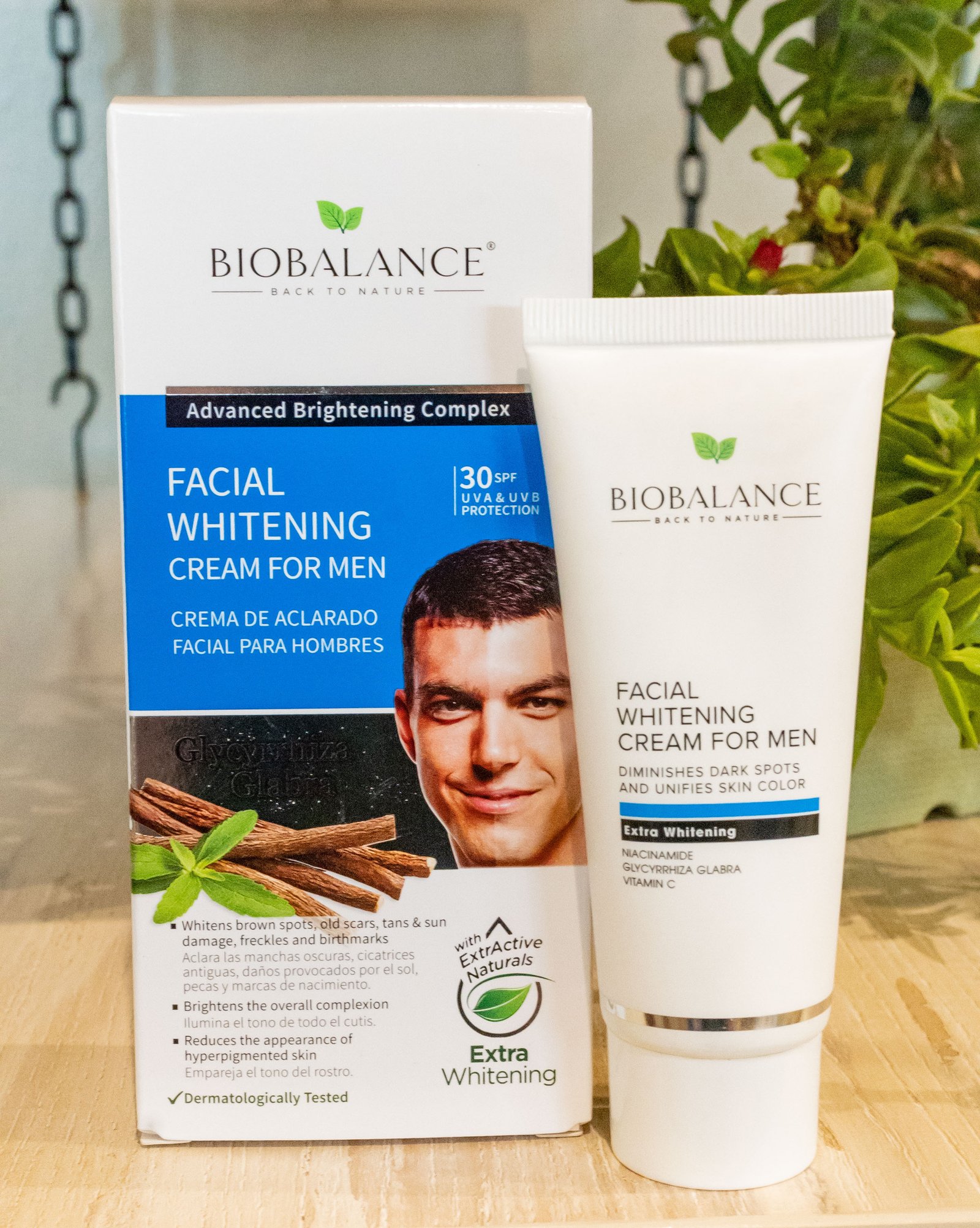 Facial whitening cream for men